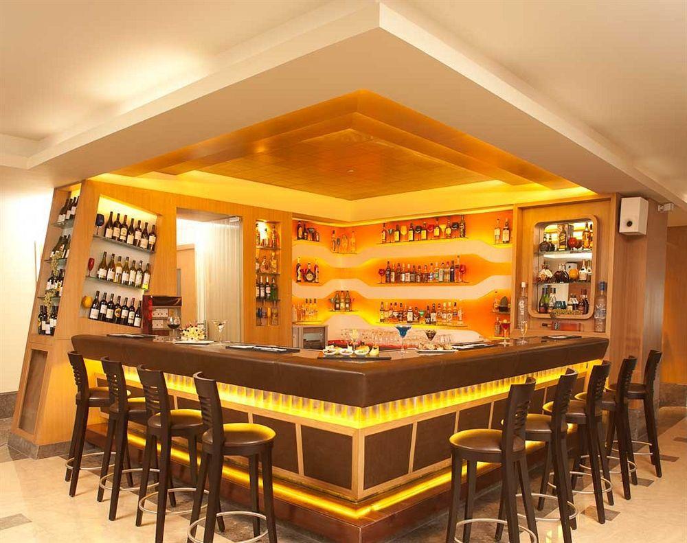 Radisson Blu Suites Gurgaon Esterno foto