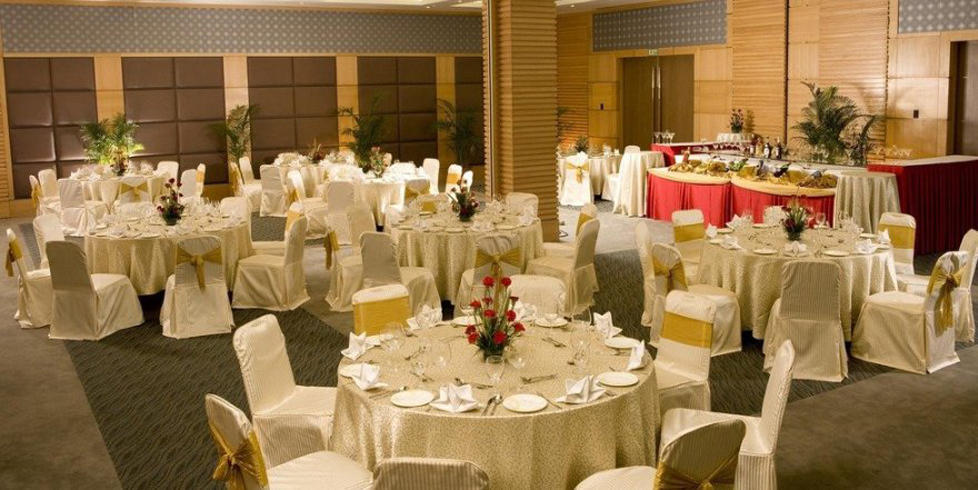 Radisson Blu Suites Gurgaon Esterno foto