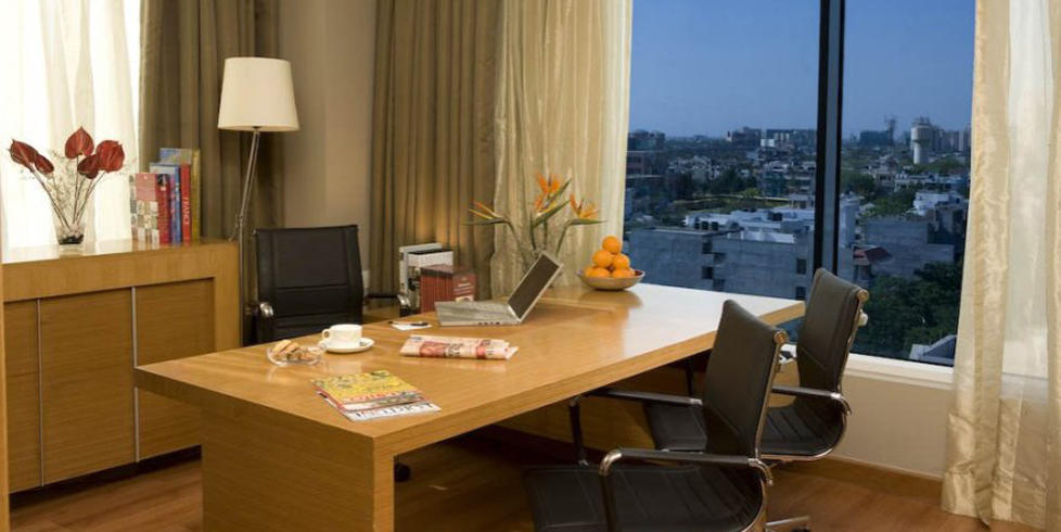 Radisson Blu Suites Gurgaon Esterno foto